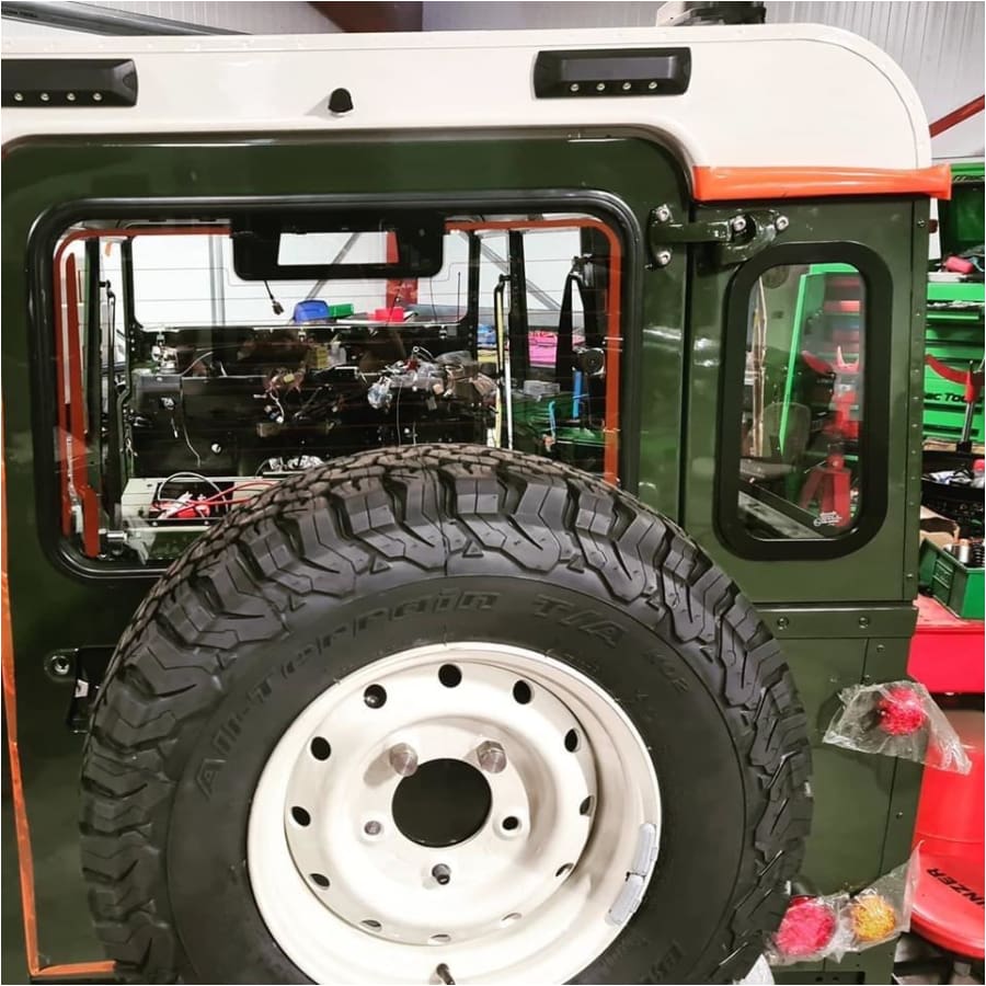 Rear quarter window guards - LRD Track