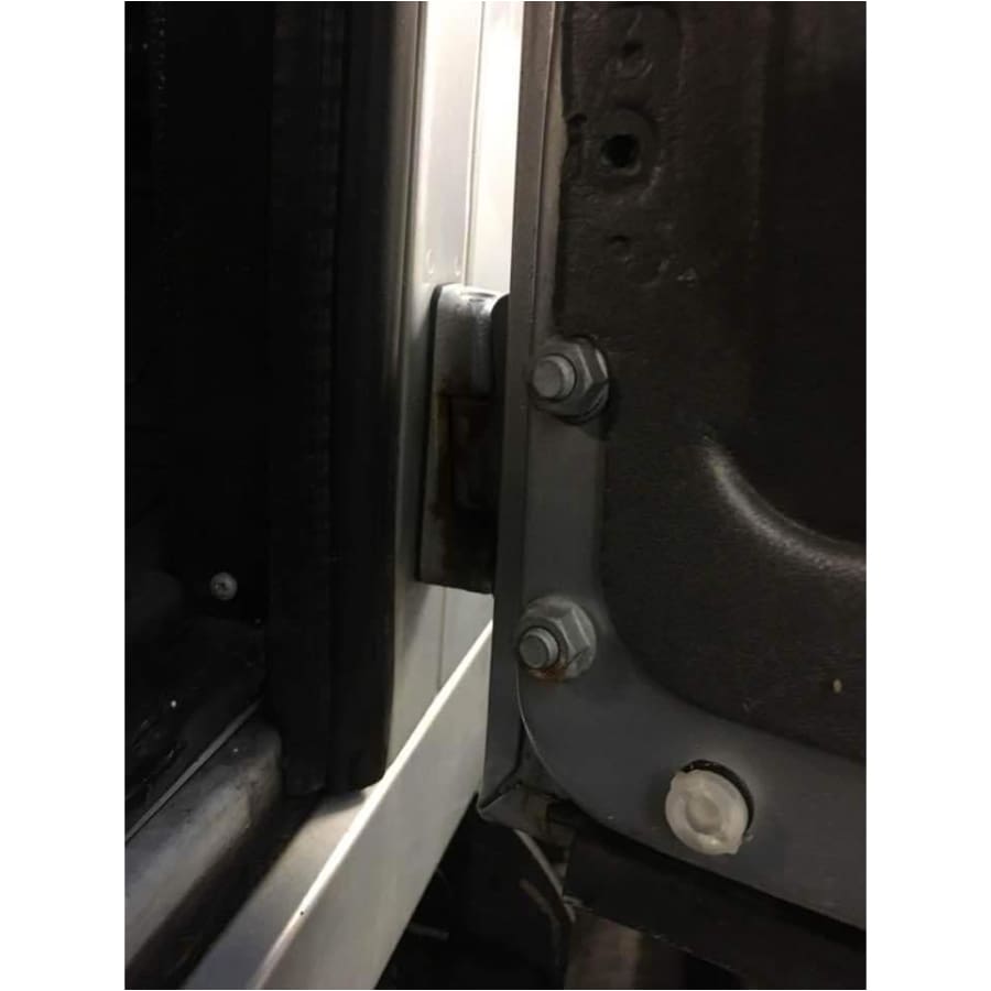 Bomb proof 4x4 Defender door hinge security kit - LRD Track