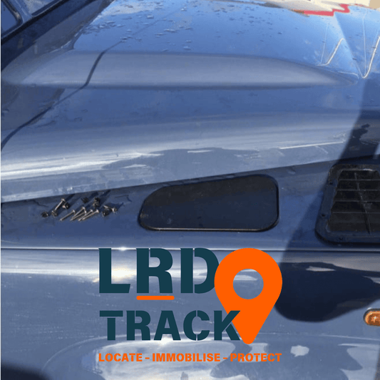 Ultimate Wingtop bonnet release cable guard - LRD Track